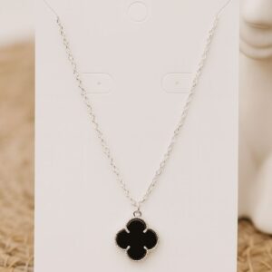 Colar de Prata 925 Trevo Detalhado Preto