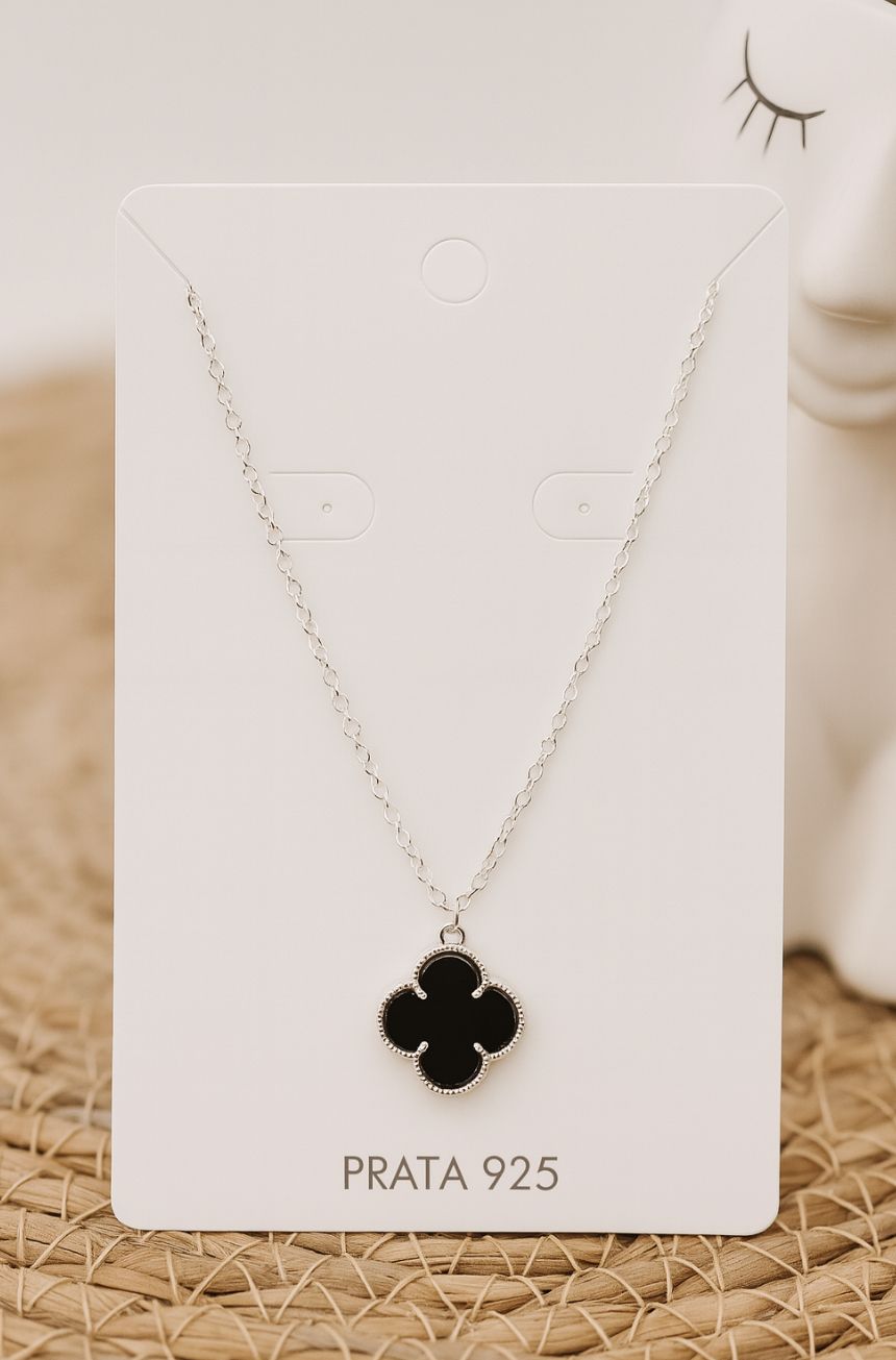 Colar de Prata 925 Trevo Detalhado Preto