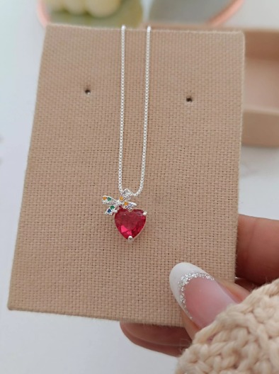 COLAR CORAÇÃO FUSCIA