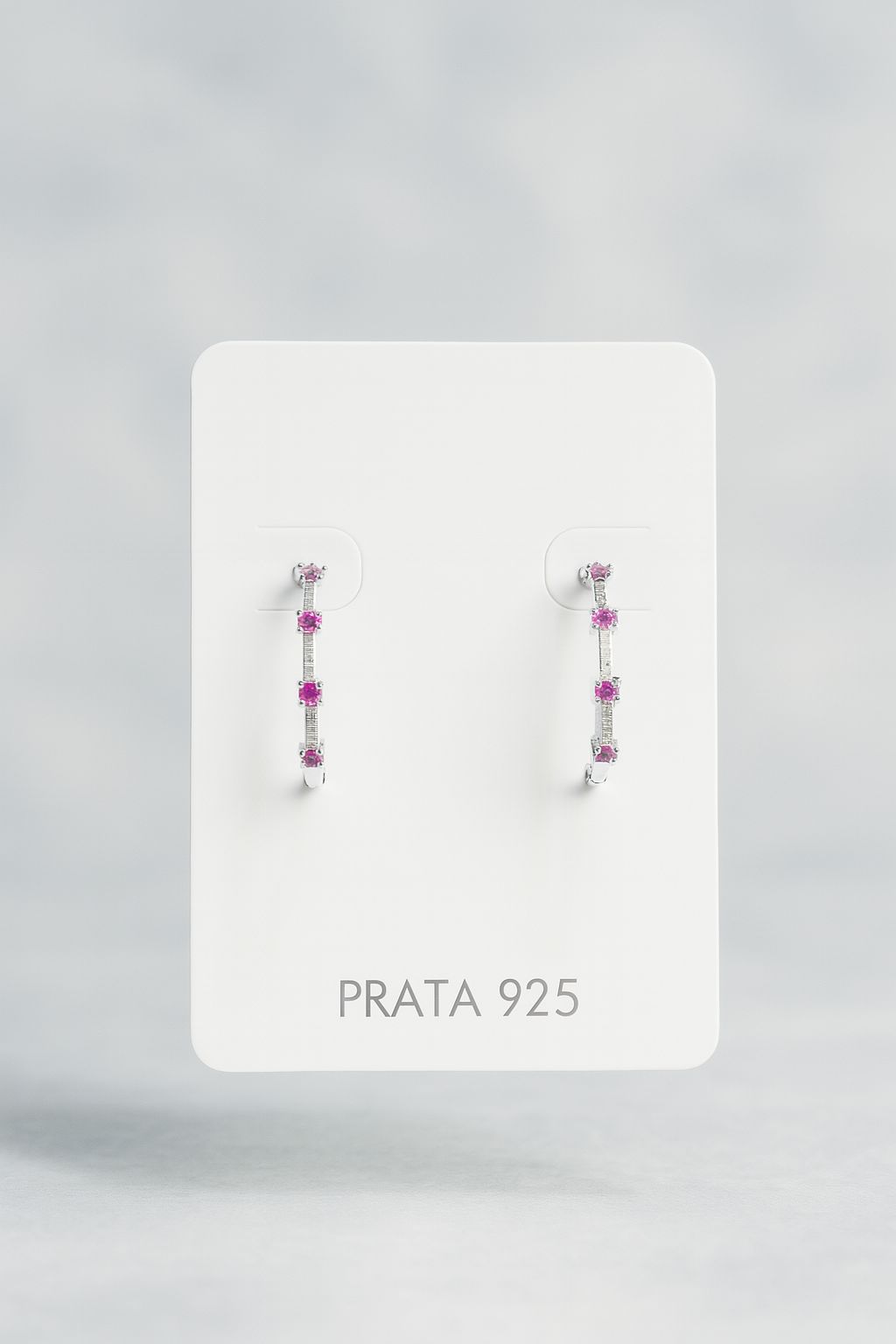 Brinco de Prata 925 Meia Argola Delicada Com Zircônias Rosas Escuras