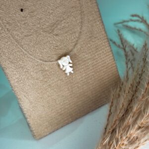 GARGANTILHA FIO NYLON MENINA