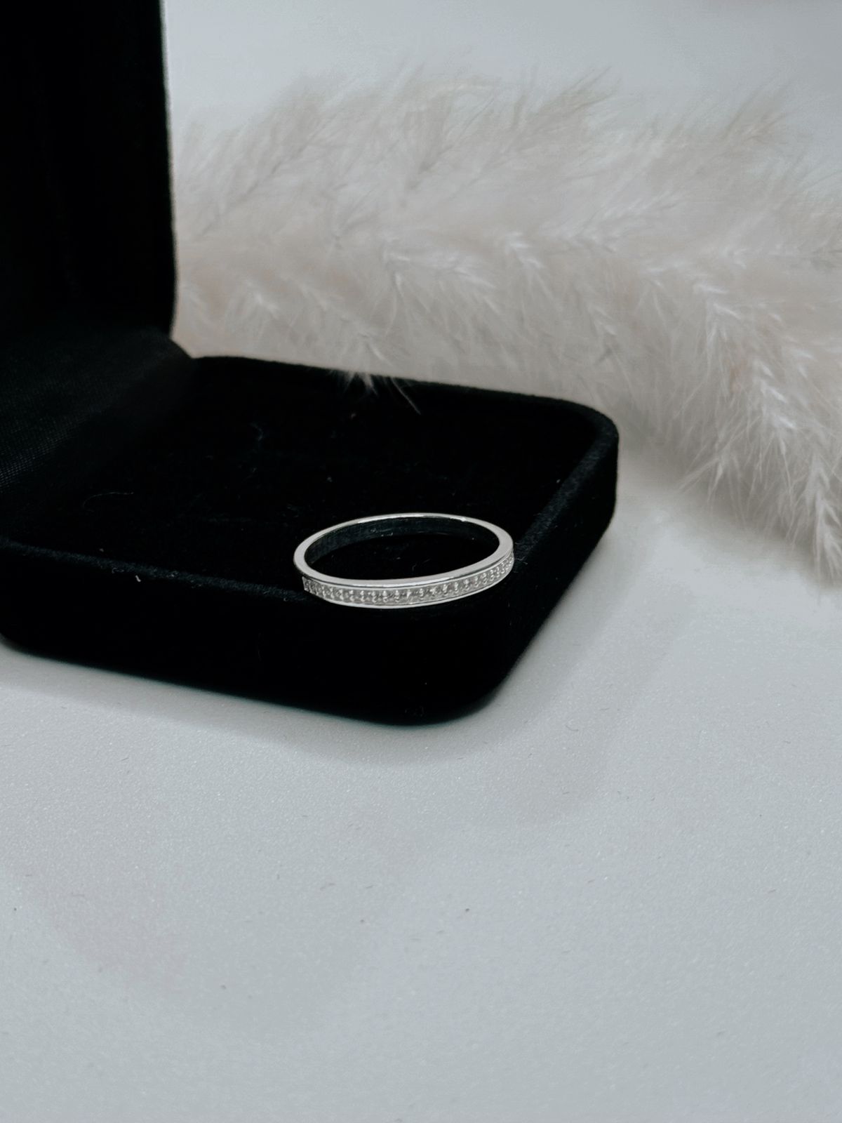 ANEL APARADOR COM ARO