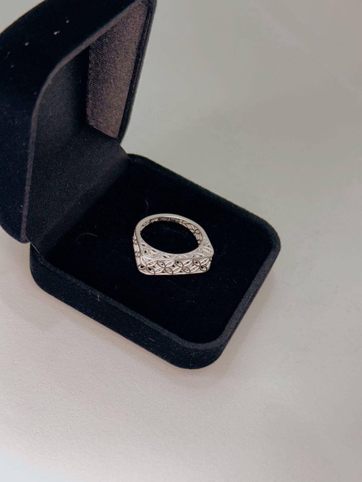 ANEL QUADRADO FILIGRANA