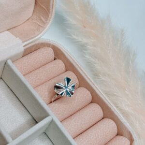 ANEL CORAÇÃO ABAULADO