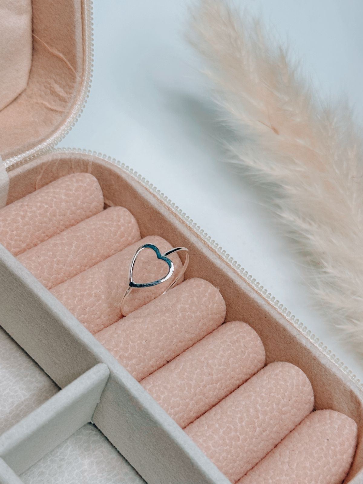 ANEL CORAÇÃO VAZADO/2