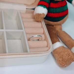 ALIANÇA COMPROMISSO PRATA FRISO DIAMANTADO