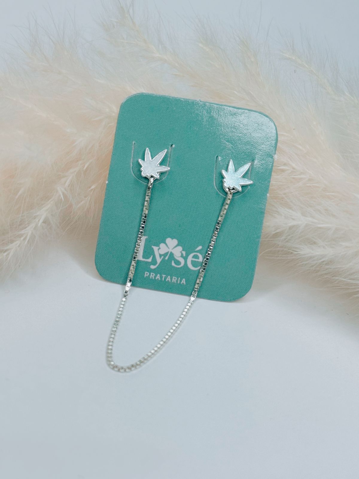 BRINCO COM CORRENTES