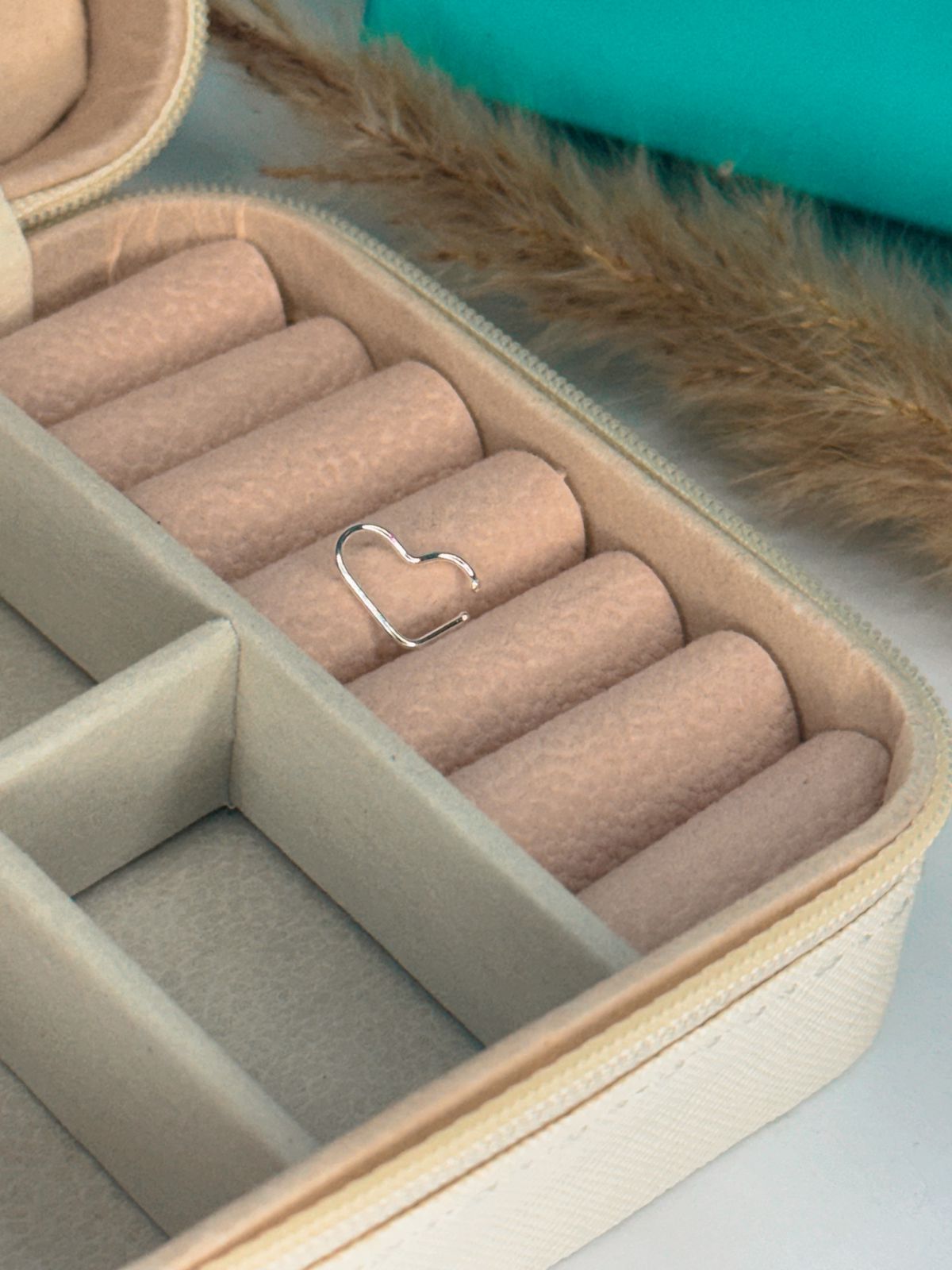 PIERCING CORAÇÃO FIO