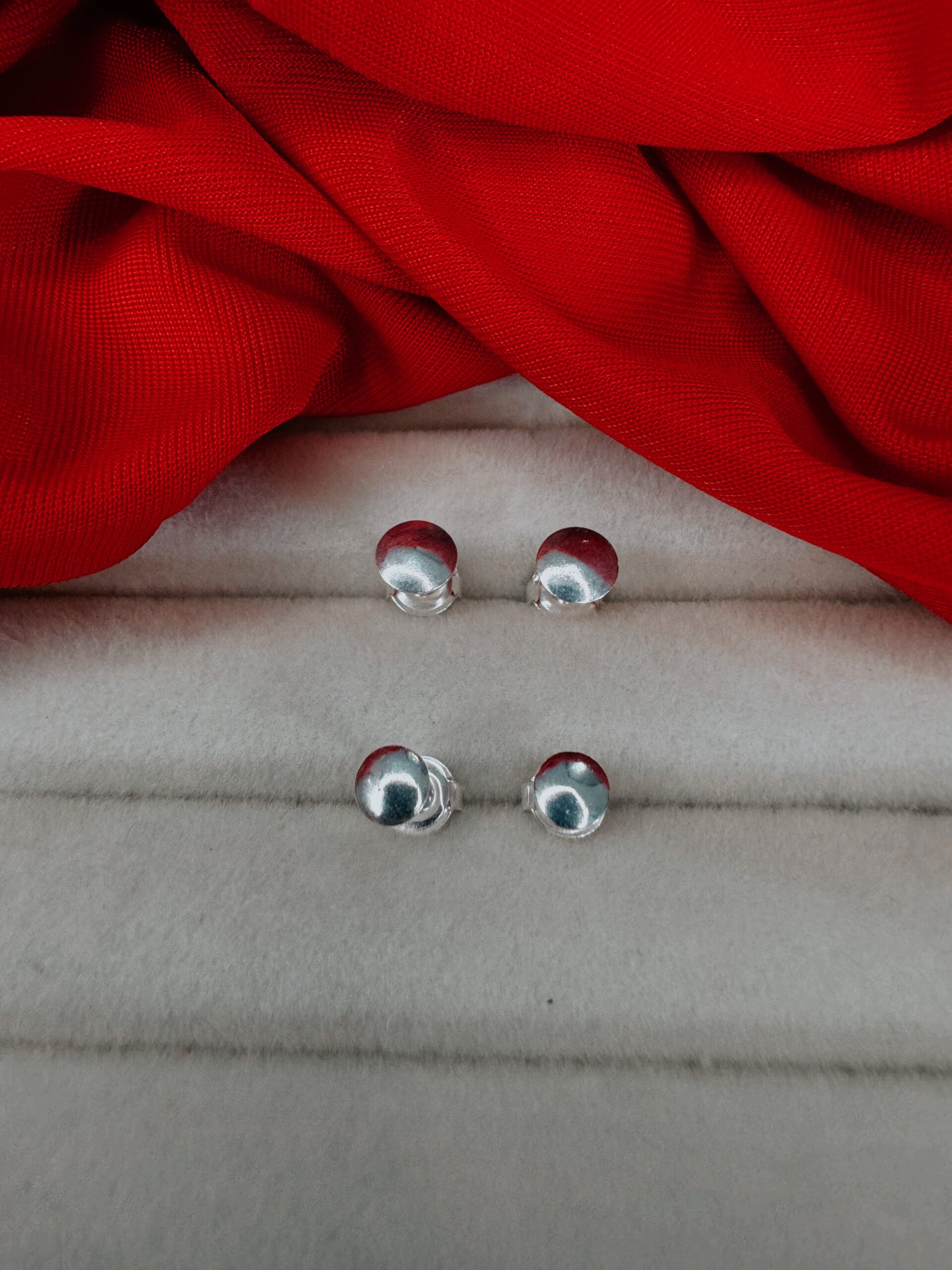 DUA DE BRINCO CÍRCULO LISO DE PRATA